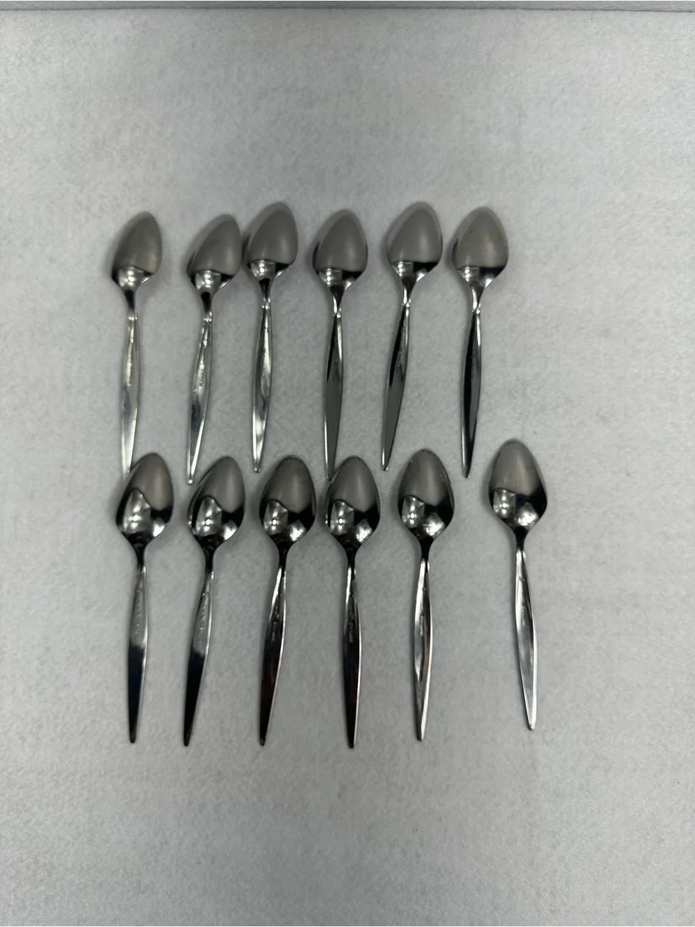 Oneida Community Stainless Flatware Tea Spoon Vintage 12 Pieces Dish-9-F In very